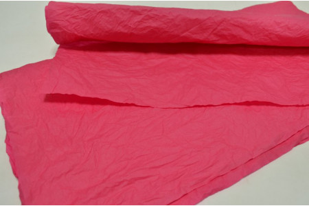 Водоотталкивающая жатая бумага в листах 52см*53см (5шт) ярко-розовая (4601)