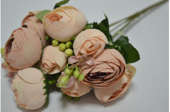 Букет "Камелия с ягодой" 26см чайная роза (9610)